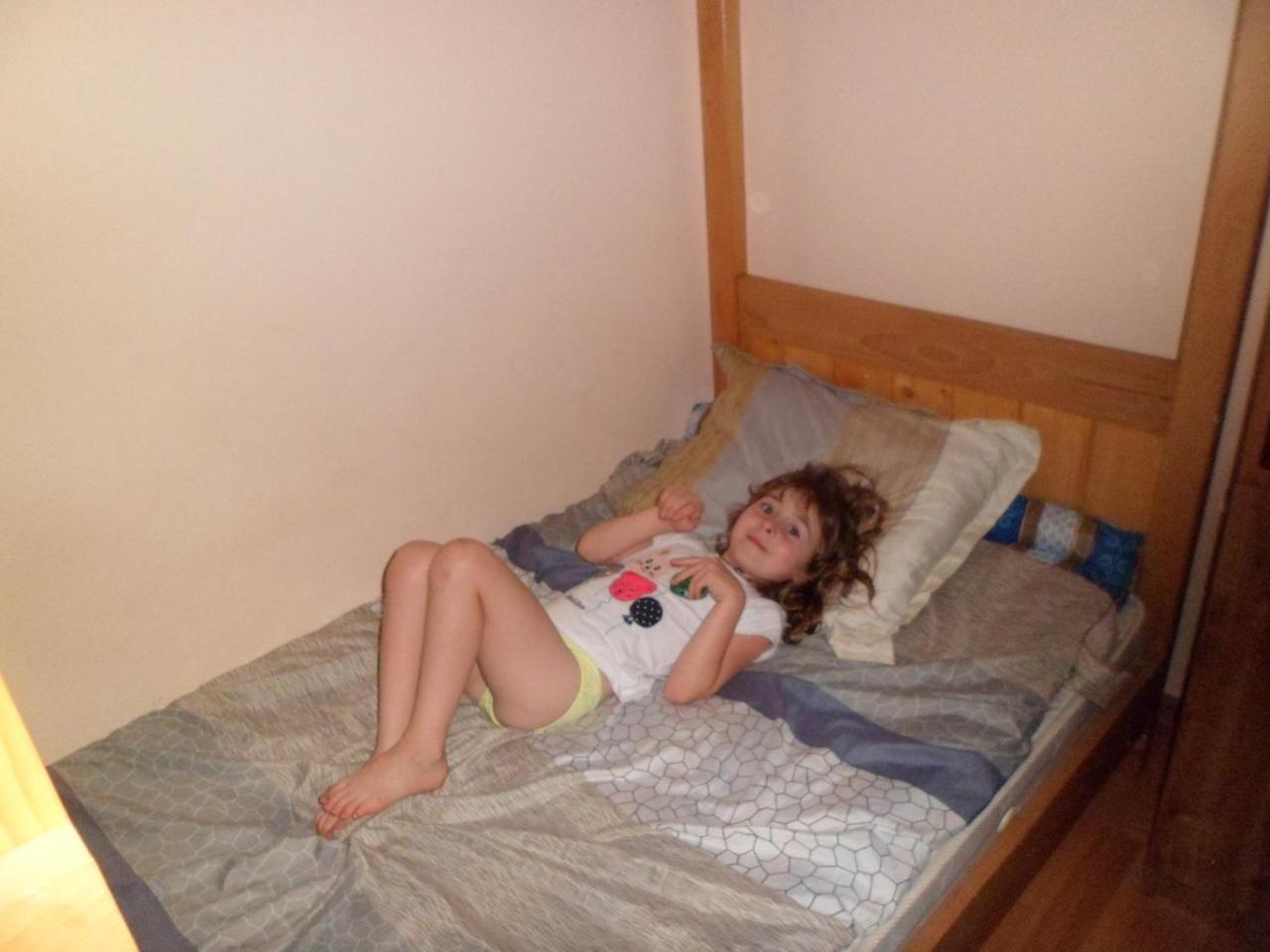 Everyday Cat Hostel Batumi Esterno foto